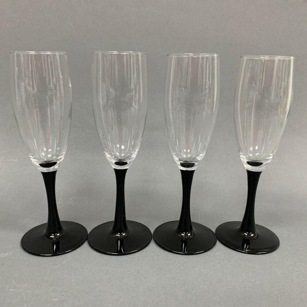 Clear Bowl Black Stem almost 7 3/4" high Fluted Glass Glasses Lot of‎ 4